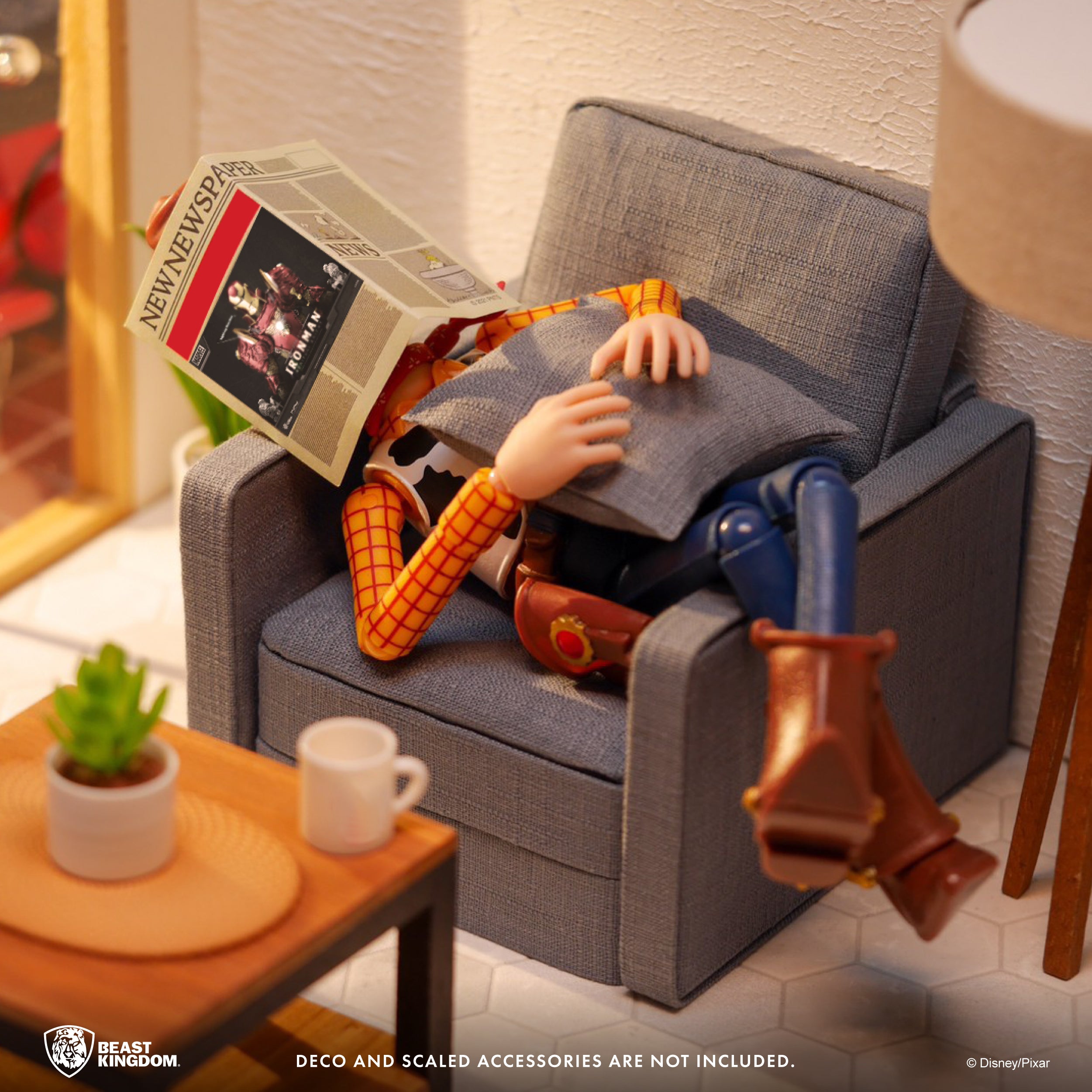 Beast Kingdom DP-001 Diorama Props: Single Sofa Set