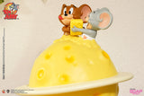 Soap Studio CA232 Tom and Jerry - Jerry and Tuffy Cheese Planet USB Night Light