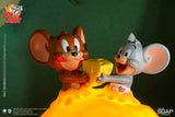 Soap Studio CA232 Tom and Jerry - Jerry and Tuffy Cheese Planet USB Night Light